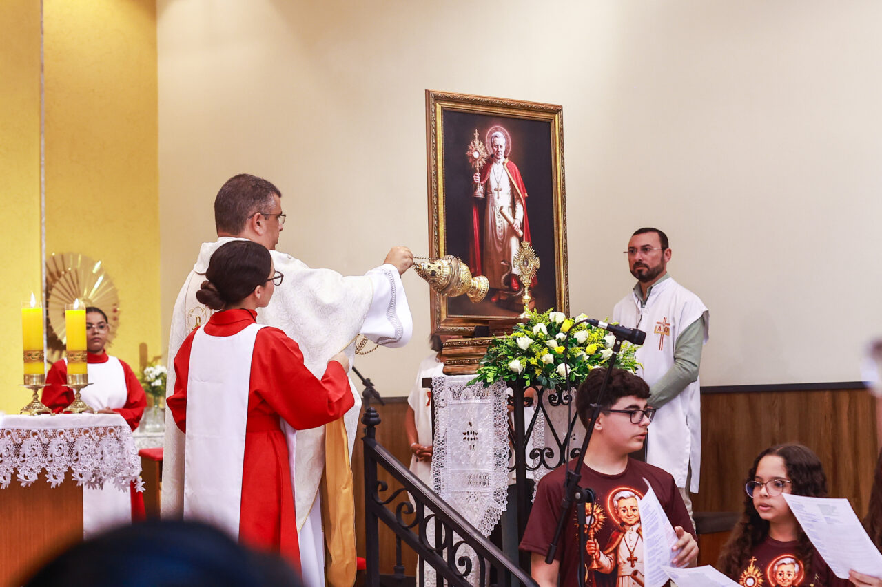 Na Solenidade de São Pio X, Comunidade acolhe novo pároco da Paróquia Nossa Senhora da Conceição Na Solenidade de São Pio X, Comunidade acolhe novo pároco da Paróquia Nossa Senhora da Conceição